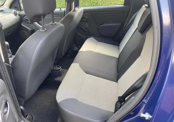 Dacia Duster cena 36900 przebieg: 75600, rok produkcji 2015 z Kosów Lacki małe 137
